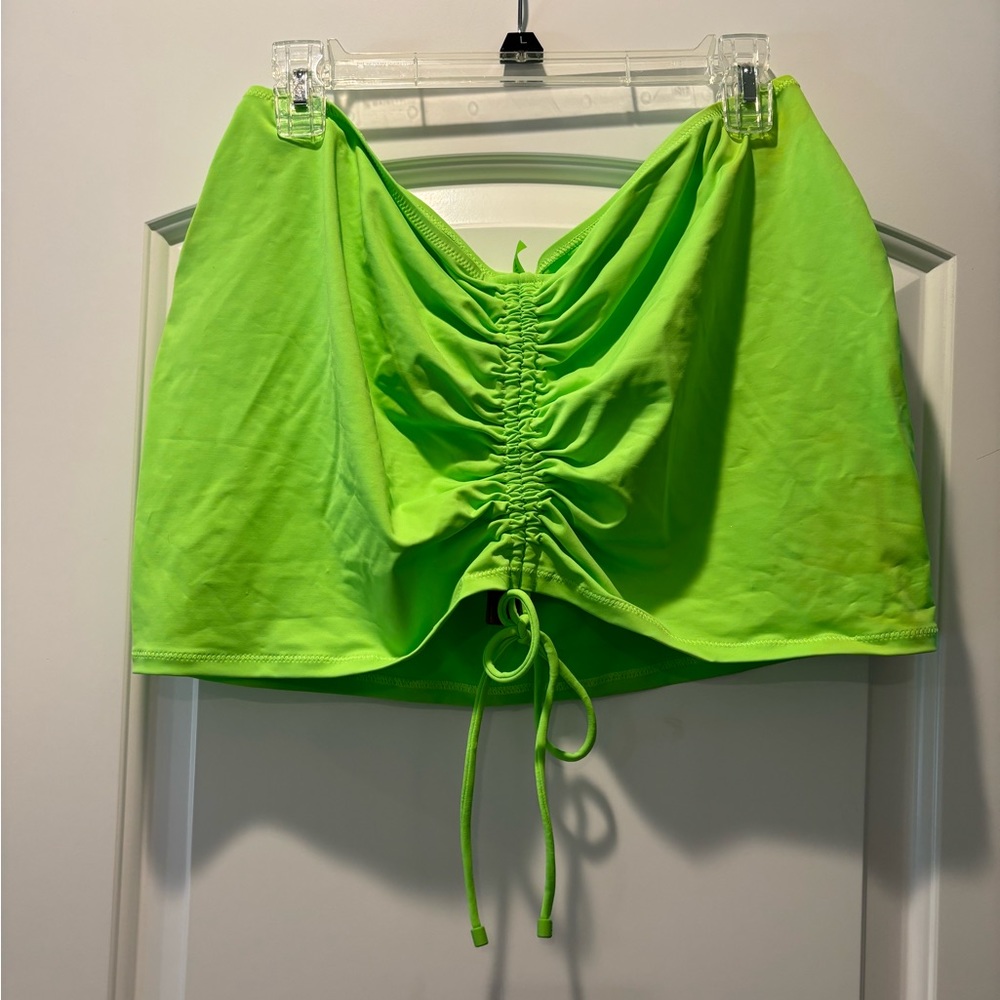 SKIMS brand new green ruched mini skirt